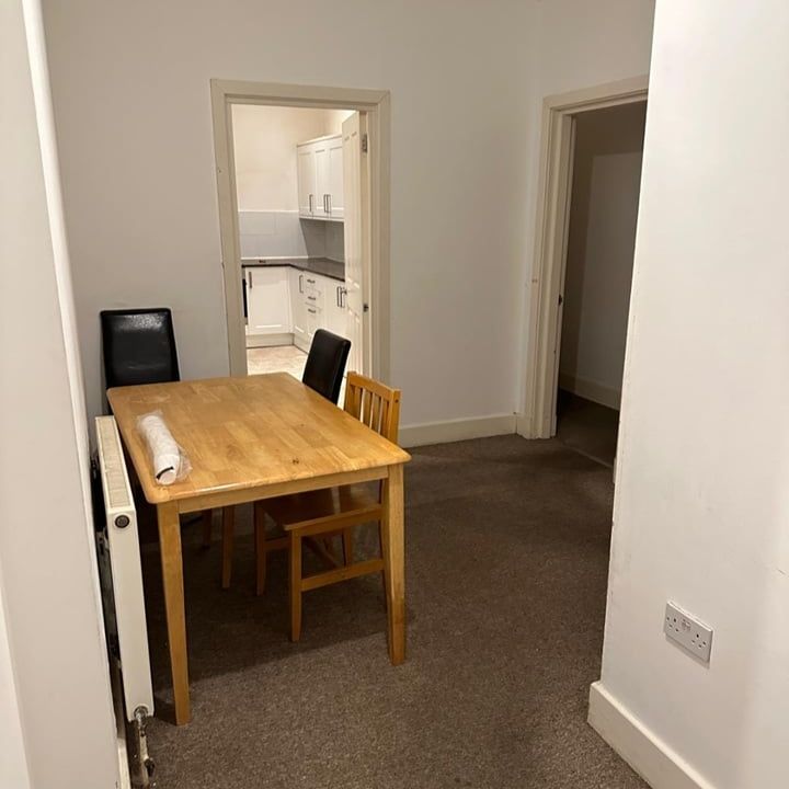 Room in a Shared Flat, Goodhall St, NW10 - Photo 1