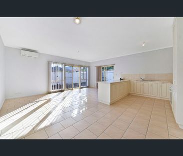 7 Thistle Avenue, Klemzig, SA 5087 - Photo 4