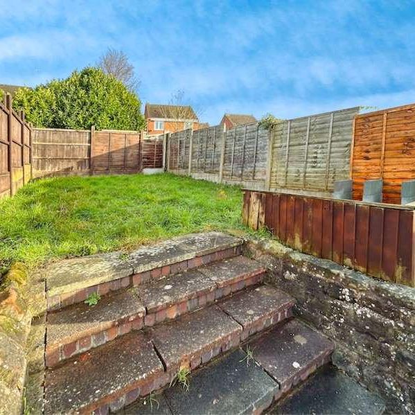Lake Street, Gornal, DY3 - Photo 1