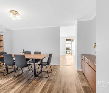 Stylish Updates, Unbeatable Location! - Photo 5