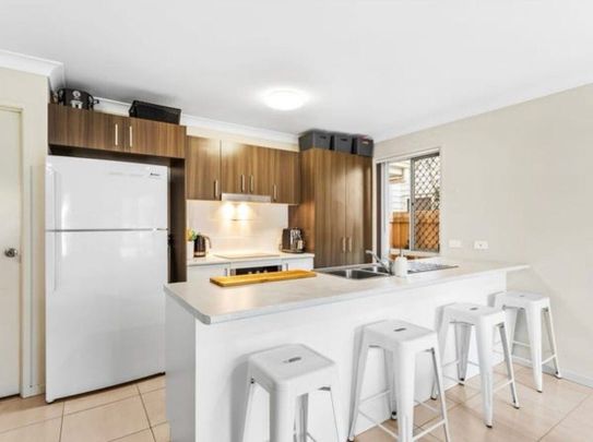 Everton Hills - Photo 1