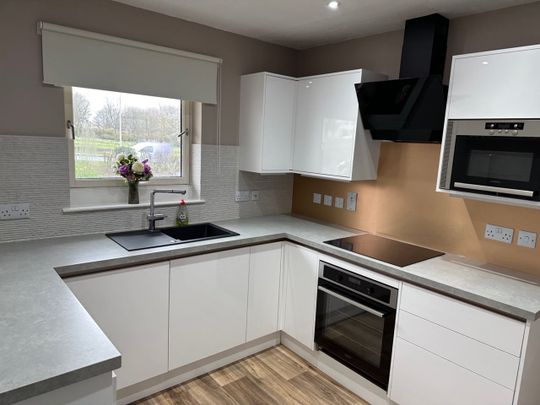 3 Bed Terraced House, North Anderson Drive, AB16 - Photo 1