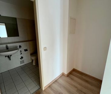 Schöne 2-RW mit Stellplatz zu vermieten! - Photo 6