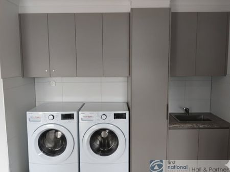 STUDIO/BEDSIT! - Photo 5