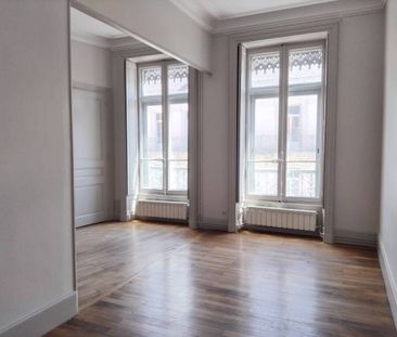 Location Appartement 4 pièces 85m² GRENOBLE 38000 - Photo 4