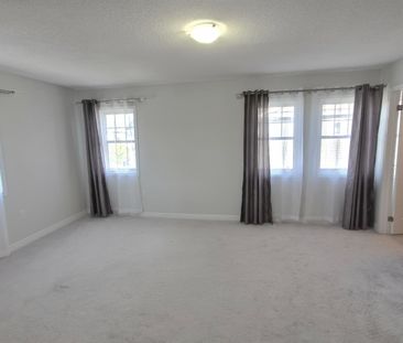 For Lease - 112 Village Gate Drive, Wasaga Beach, Ontario - Photo 1