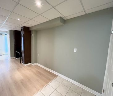 For Lease - 3055 Finch Avenue Unit# 19, Toronto, Ontario - Photo 3