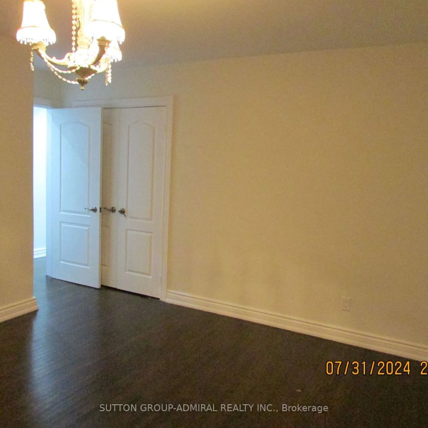 Detached Home For Lease | N9244900 - Photo 1