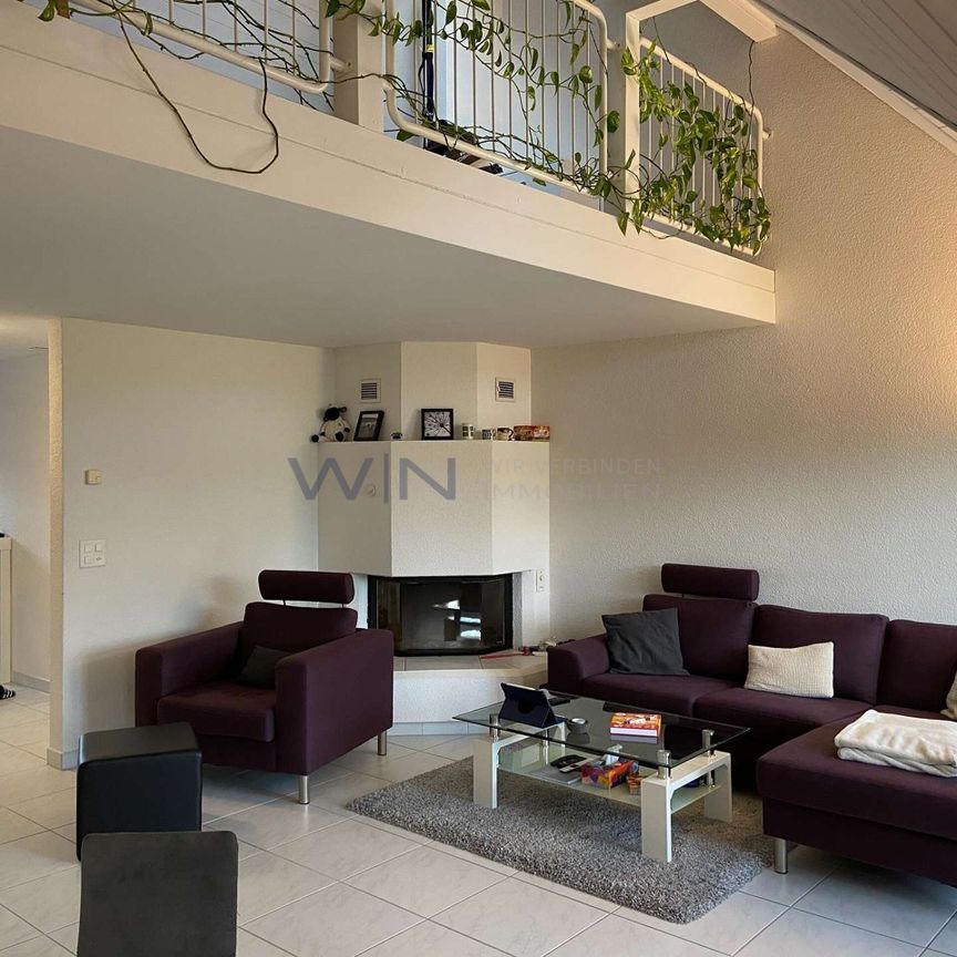 Atrium, Cheminée und zwei Balkone - Foto 1