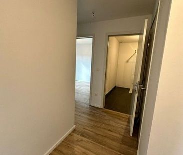 Te huur: prachtig appartement met lift op de eerste verdieping, gelegen in het hart van Peer - Photo 1