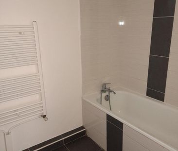 Location Appartement 3 pièces 59m² LE LUC 83340 - Photo 5
