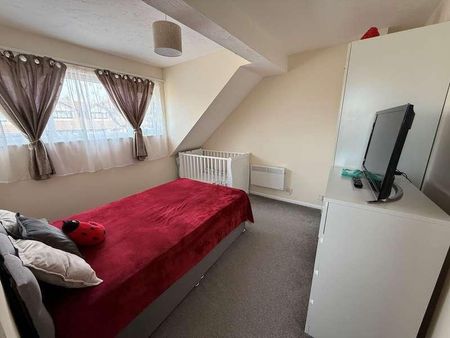 Viewfield Close, Kenton, Harrow, HA3 - Photo 4