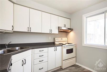 For Lease - 2988 Fairlea Crescent, Hunt Club - South Keys and Area, Ontario - Photo 5