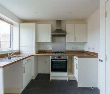 3 bed end of terrace house to rent in Willowbay Drive, Newcastle Up... - Photo 3