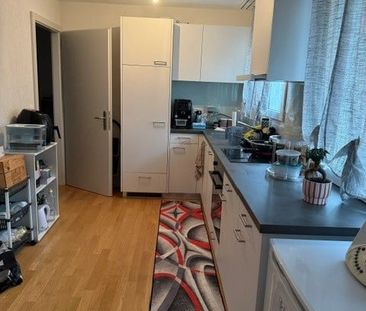 Gemütliche 2.5-Zimmer-Wohnung mit Balkon in Brünisried - Photo 3