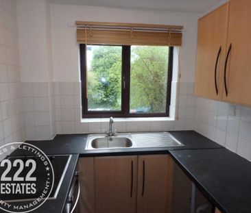 Culbin Close - Warrington - WA3 - Photo 4