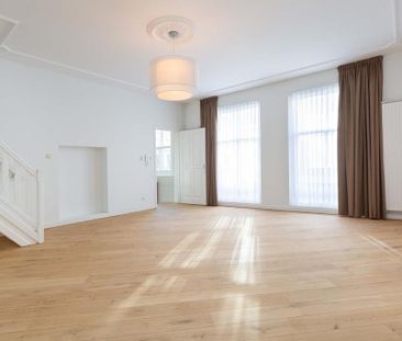 Appartement te huur: Hooistraat 1-B 2514 BM Den Haag - Photo 1