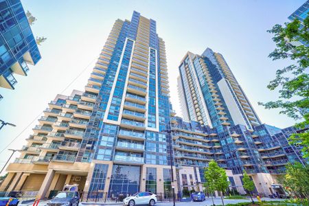 For Lease - 20 Meadowglen Place Unit# 334, Toronto, Ontario - Photo 4