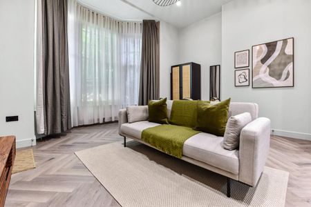 1 bedroom serviced apartment to rent - Photo 2