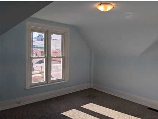 For Lease - 75 charles Street Unit# 1, Oshawa, Ontario - Photo 1