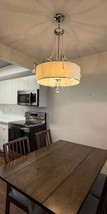 Fully furnished 1 bed 1 bath for rent! - Photo 3