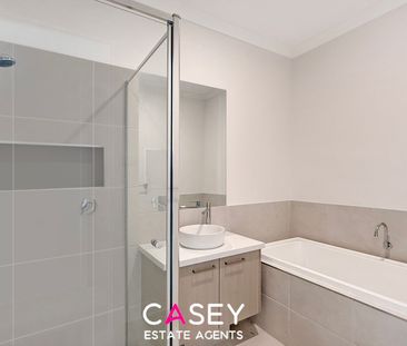 28 Khaki Street, Clyde - Photo 4