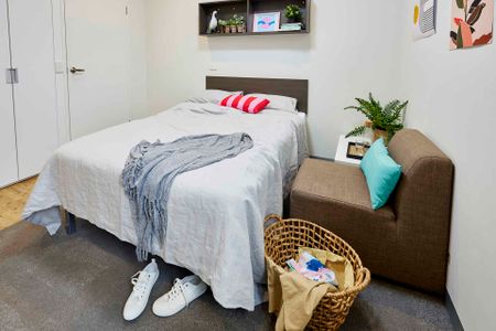 Signature Plus Studio, Double Bed - Photo 2