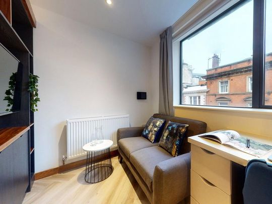 Studio to rent - Photo 1