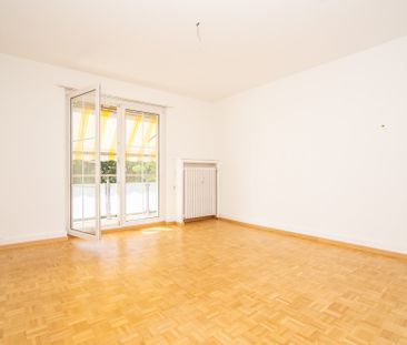 Bright apartment with two balconies - Photo 1