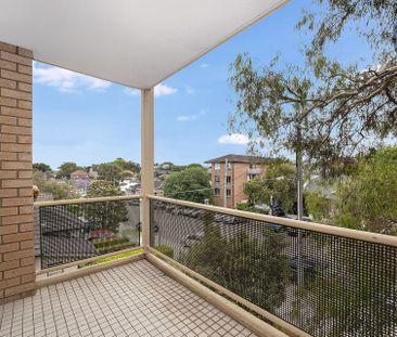 Sun Drenched Two Bedroom Apartment with Balcony - Photo 3