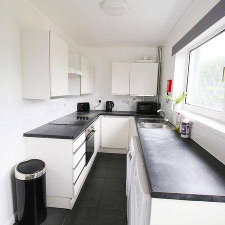 Student Accommodation, 67 Hewson Road, Lincoln, Lincolnshire, LN1 1RZ - Photo 3