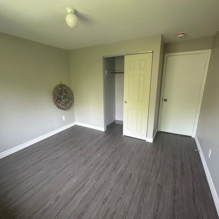 For Lease - 199 Avondale Boulevard Unit# Unit 2, Brampton, Ontario - Photo 5