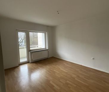 Bezugsfertige Charmante 3-Zimmerwohnung mit Balkon - Photo 1