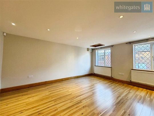 2 bedroom bungalow to rent - Photo 1