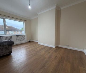 2 bedroom maisonette to rent - Photo 2