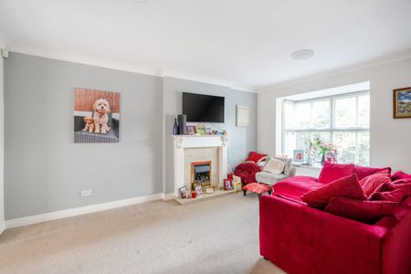 3 bedroom House To Let Total Size: 948 SQ FT - Photo 4