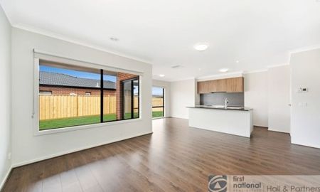 19 Alphey Road, Clyde North - Photo 5