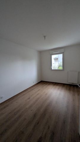 SANS FRAIS D'AGENCE - NI GARANT- APPARTEMENT T3 A BRUGES - Photo 3
