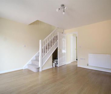 2 bedroom terraced house to rent - Photo 2