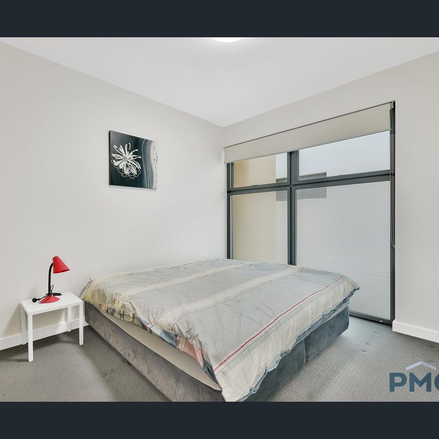 902/107-109 Astor Terrace, Spring Hill, Qld 4000 - Photo 1