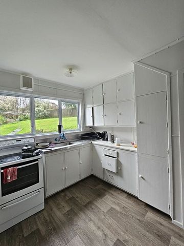 3 BEDROOM HOME IN CANNONS CREEK DOUBLE GLAZED - Photo 3