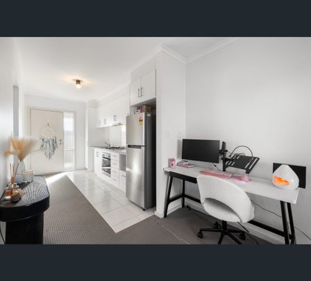 8/11 Sutherland Road, Ferryden Park, SA 5010 - Photo 1