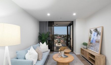 Modern Inner-City Living with Resort-Style Rooftop Amenities - Photo 2