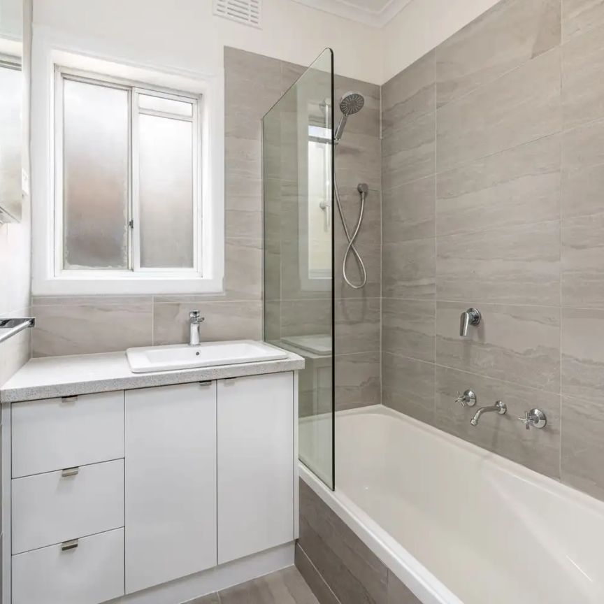 “Cosy family home.” - Photo 1