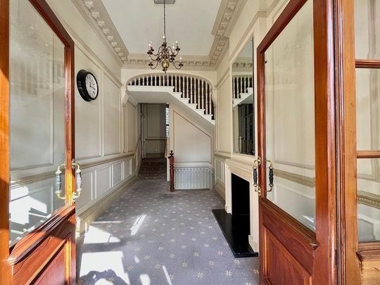 3 bedroom flat to rent - Photo 1