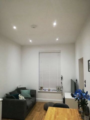 1 Bed Flat, Silk Mills Path, SE13 - Photo 2
