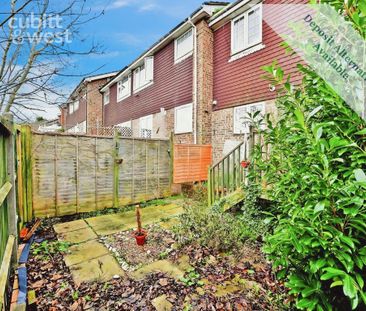 3 bedroom end of terrace house to rent - Photo 2