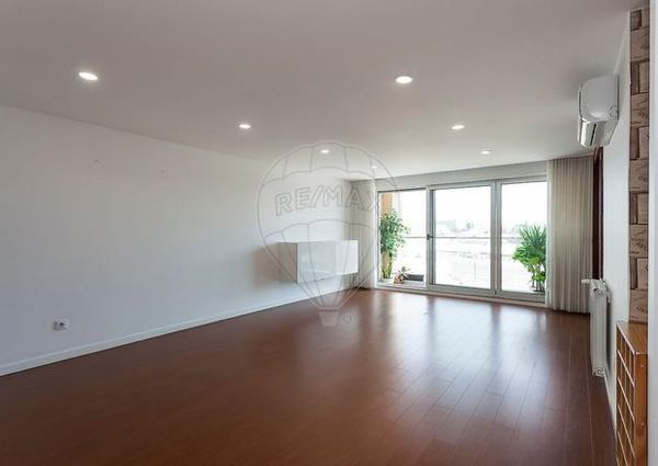 Apartamento T3 em Porto