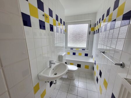 Nähe Uni: Renovierte 2 Zimmer-Wohnung mit neuer EBK in 23562 Lübeck - St. Jürgen ... - Photo 5