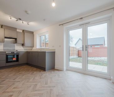 3 bedroom semi-detached house to rent - Photo 6